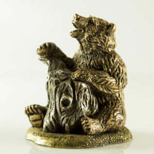 Купить сувенир "Медведь с пнём"