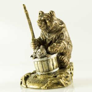 Купить сувенир "Медведь рыбак"